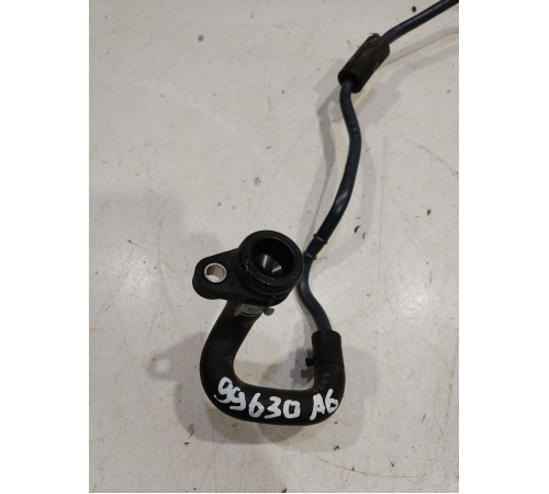 Фланец системы охлаждения с патрубком