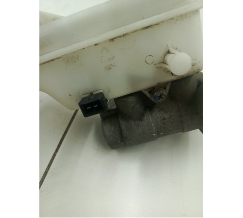 Главный тормозной цилиндр