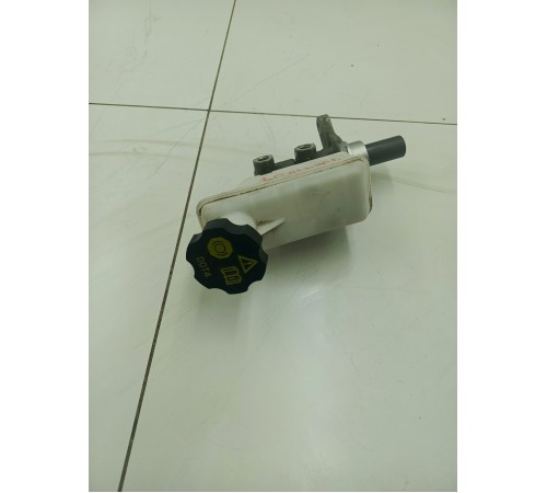 Главный тормозной цилиндр