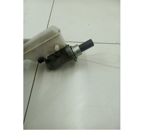 Главный тормозной цилиндр