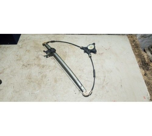 Стеклоподъемник электр. задний левый