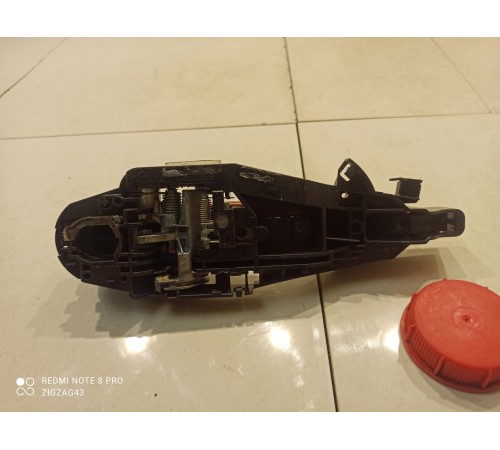 Ручка двери (передняя, правая, внешняя)