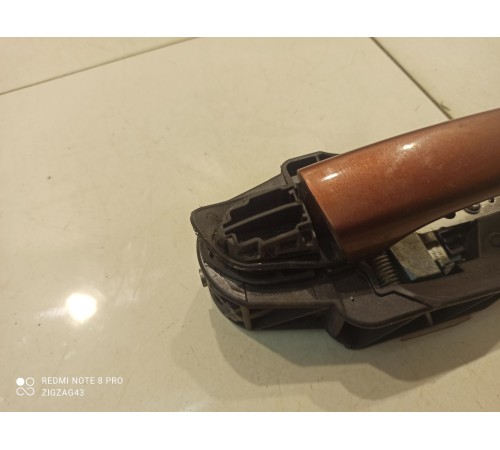 Ручка двери (передняя, правая, внешняя)