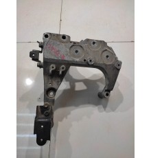 Кронштейн двигателя