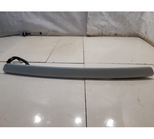 Накладка крышки багажника (внешняя с проводкой)