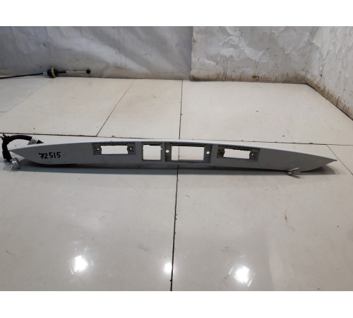 Накладка крышки багажника (внешняя с проводкой)