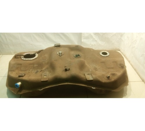 Бак топливный