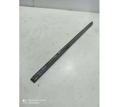 Молдинг порога(задний правый)