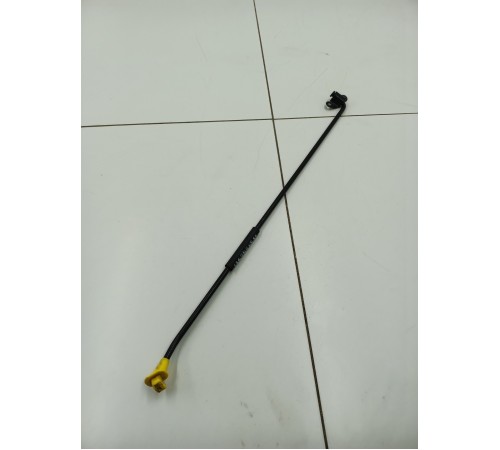 Держатель капота 