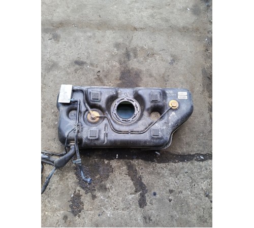 Бак топливный