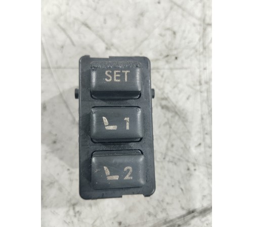 Блок кнопок памяти сиденья(передний левый)