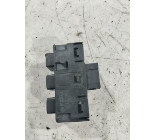 Блок кнопок памяти сиденья(передний левый)