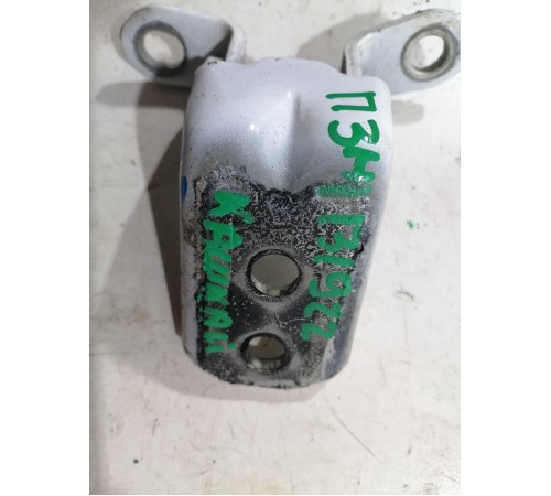 Петля двери задняя правая нижняя