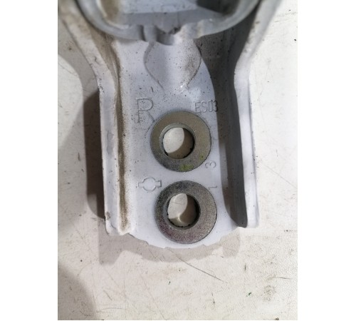 Петля двери задняя правая нижняя