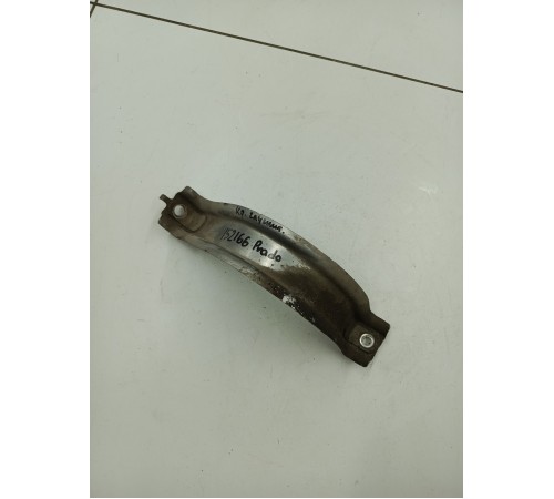 Кронштейн глушителя