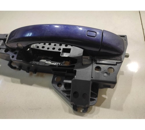 Ручка двери (задняя левая внешняя)