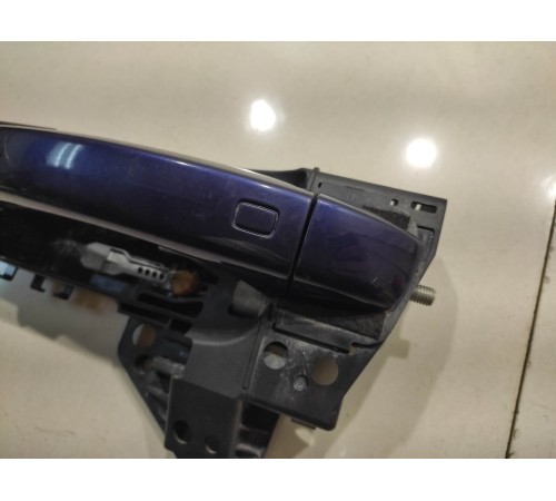 Ручка двери (задняя левая внешняя)