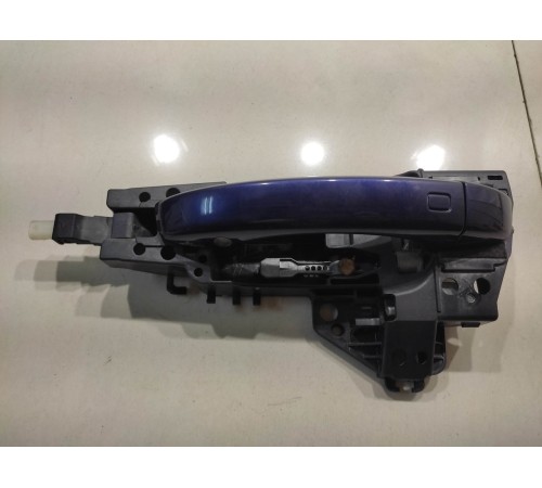 Ручка двери (задняя левая внешняя)