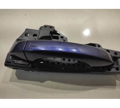 Ручка двери (задняя левая внешняя)