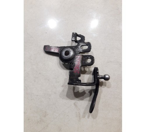 Кронштейн(крепление) кузова