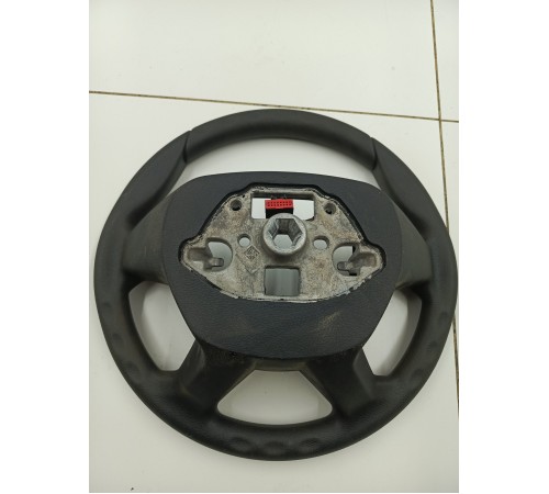 Рулевое колесо (руль)