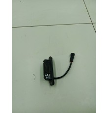 Кнопка открывания багажника