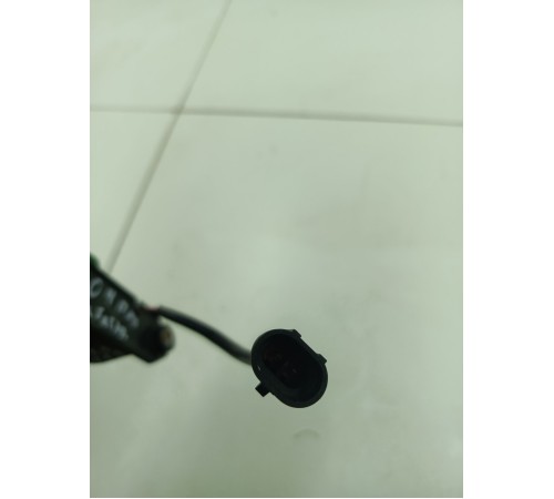 Кнопка открывания багажника