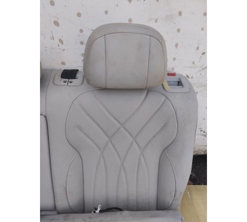 Задний ряд сидений