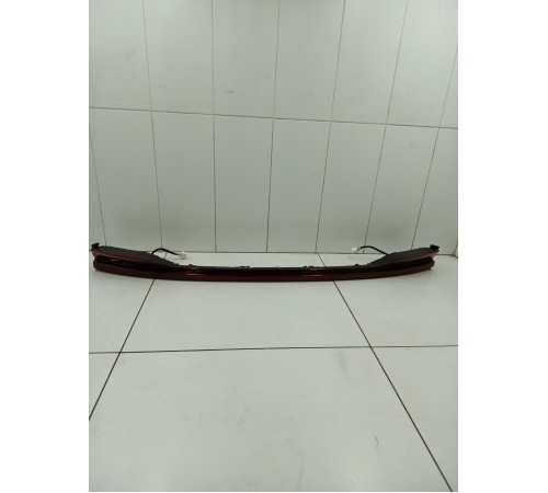 Фонарь задний центральный