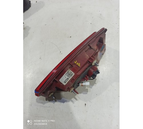 Фонарь крышки багажника правый