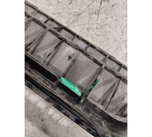 Решётка вентиляционная задняя правая