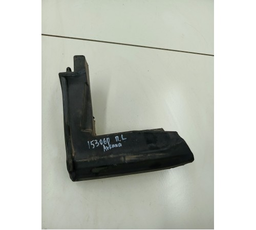 Уплотнитель капота левый