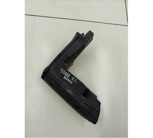 Уплотнитель капота левый