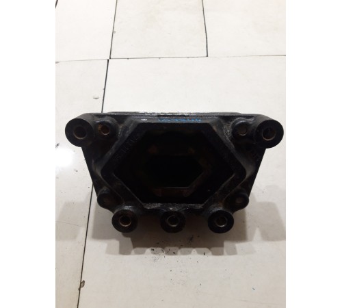 Опора коробки передач АКПП левая