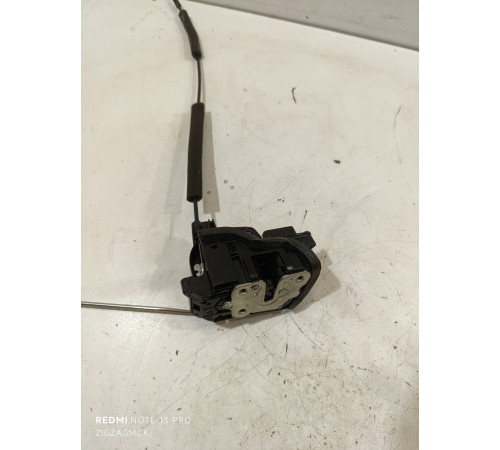 Замок двери передний правый