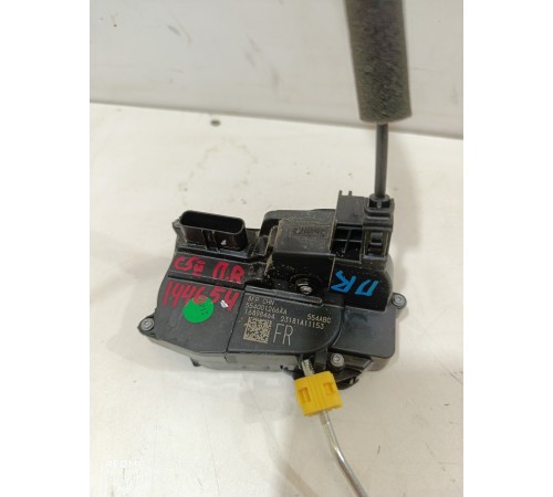 Замок двери передний правый