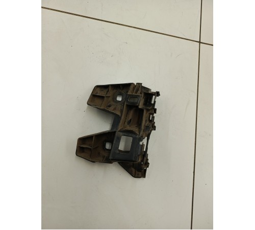 Кронштейн заднего бампера левый