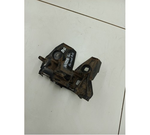 Кронштейн заднего бампера левый