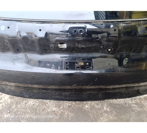 Крышка дверь багажника