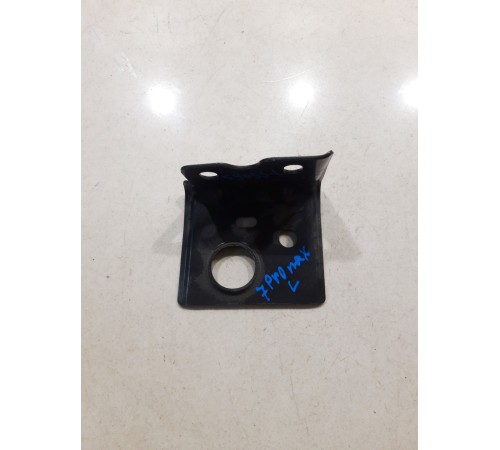 Кронштейн радиатора левый