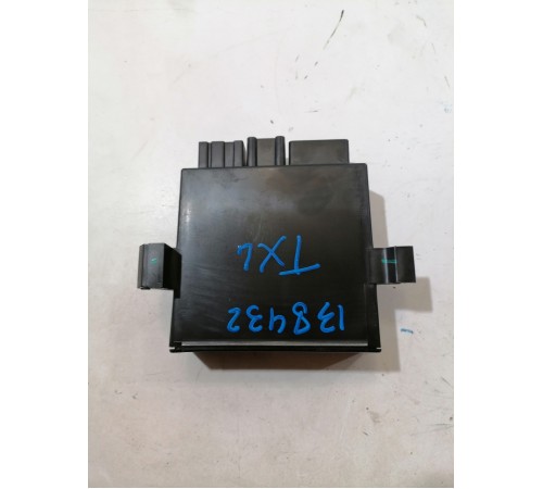 Блок управления дверью крышкой багажника