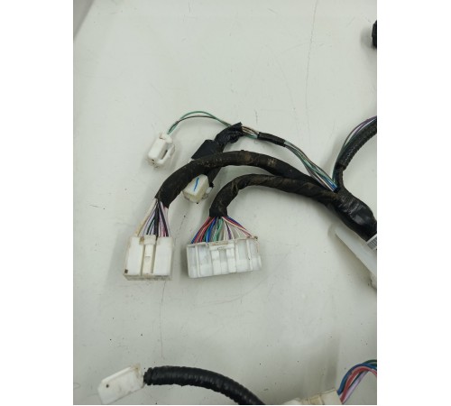 Проводка двери багажника