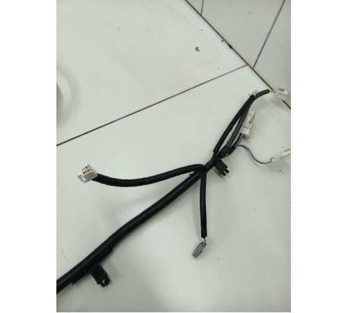 Проводка двери багажника