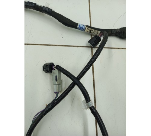 Проводка двери багажника