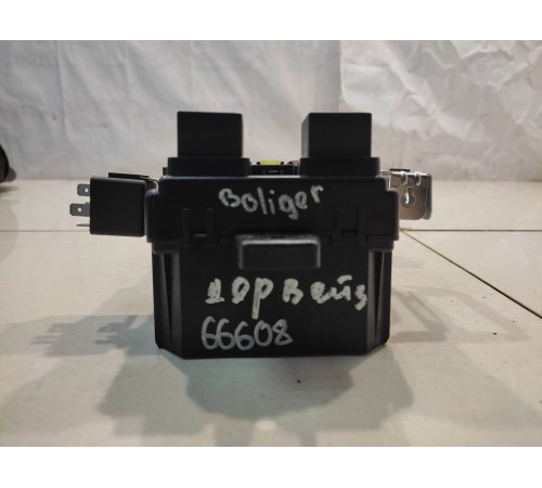 Блок предохранителей (салонный)