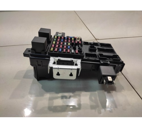 Блок предохранителей (салонный)