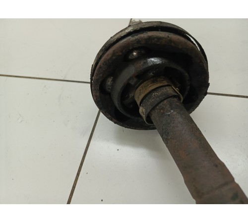 Привод (полуось) передний левый