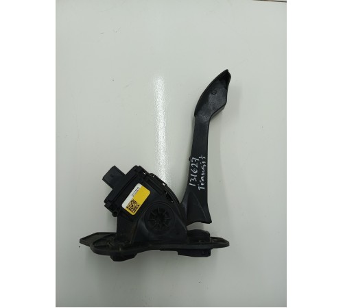 Педаль акселератора (газа)