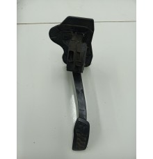 Педаль акселератора (газа)