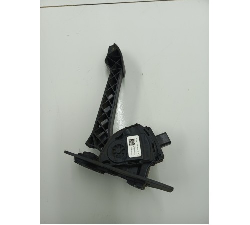 Педаль акселератора (газа)